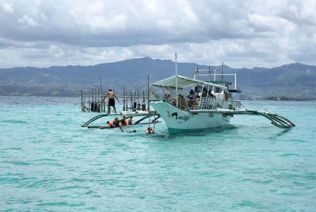 Tour boat for the Bais Dolphin Watching & Manjuyod Sandbar: Joiner Tour