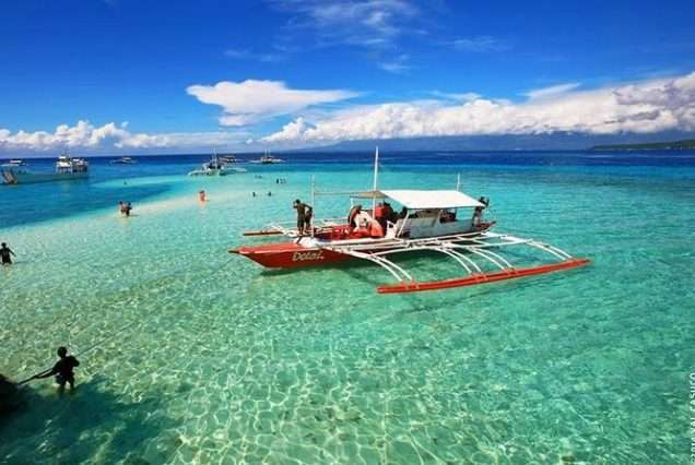 Island Hopping in Mactan Cebu.