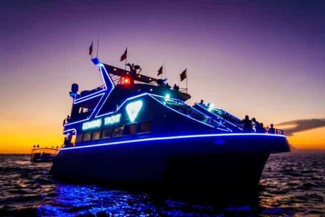 Boracay-Diamond Yacht Sunset: Joiner Cruise