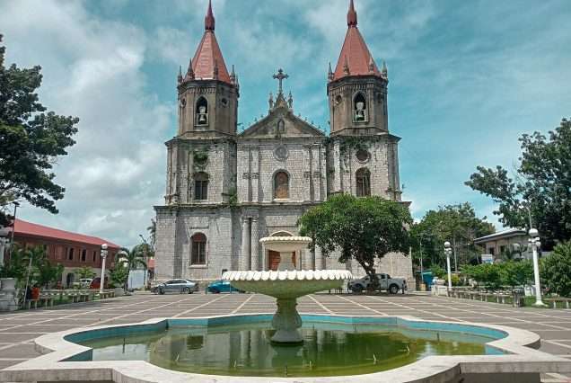 Molo Church in Iloilo City