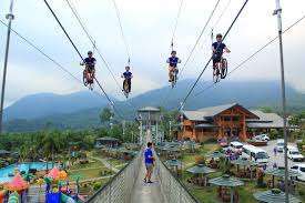 Zip Line in Campuestohan Resort