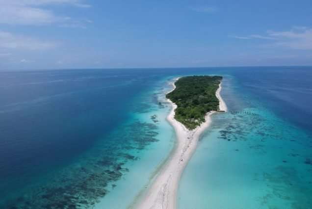 Little Santa Cruz Sandbar Island