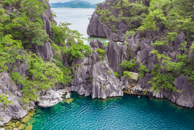 Barracuda Lake in Coron, Palawan