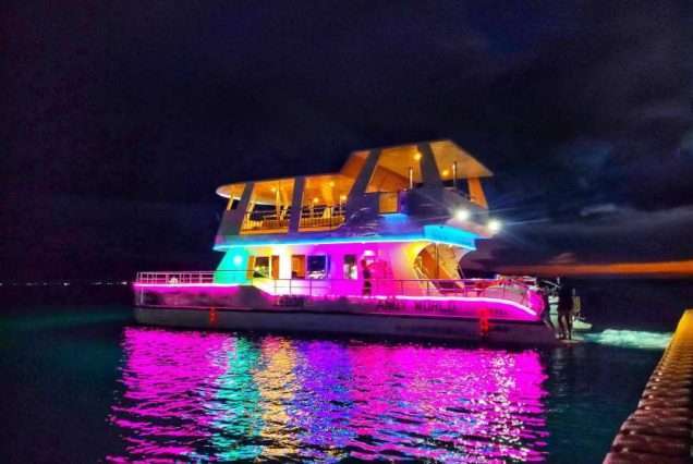 Boracay-Party Boat Sunset: Joiner Cruise