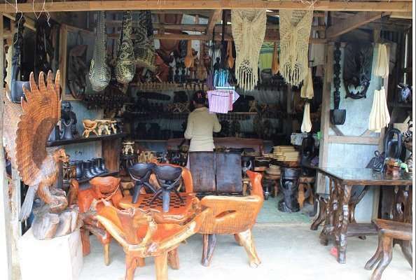 Woodcarvers Village Shop