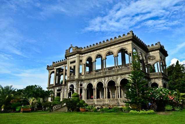 Bacolod Van Rental with Driver service